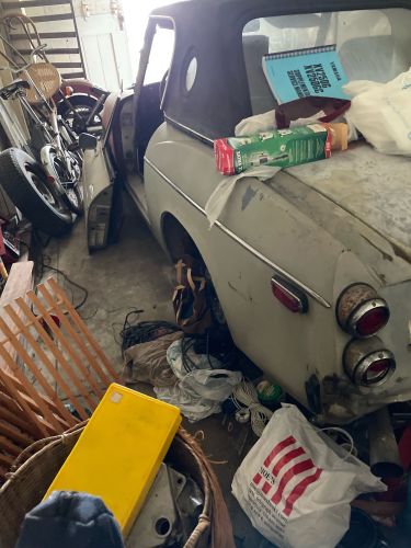 More information about "1968 Datsun Roadster - Barn Find in Oakland"