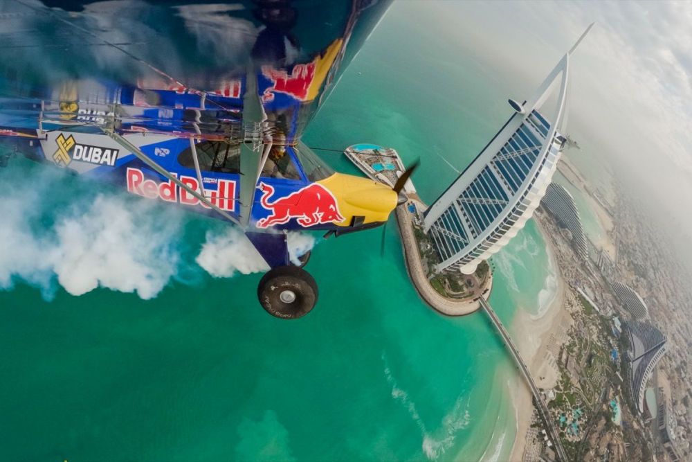 Carbon Cub EX-2 STOL at Burj Dubai, 2023 (2).jpg