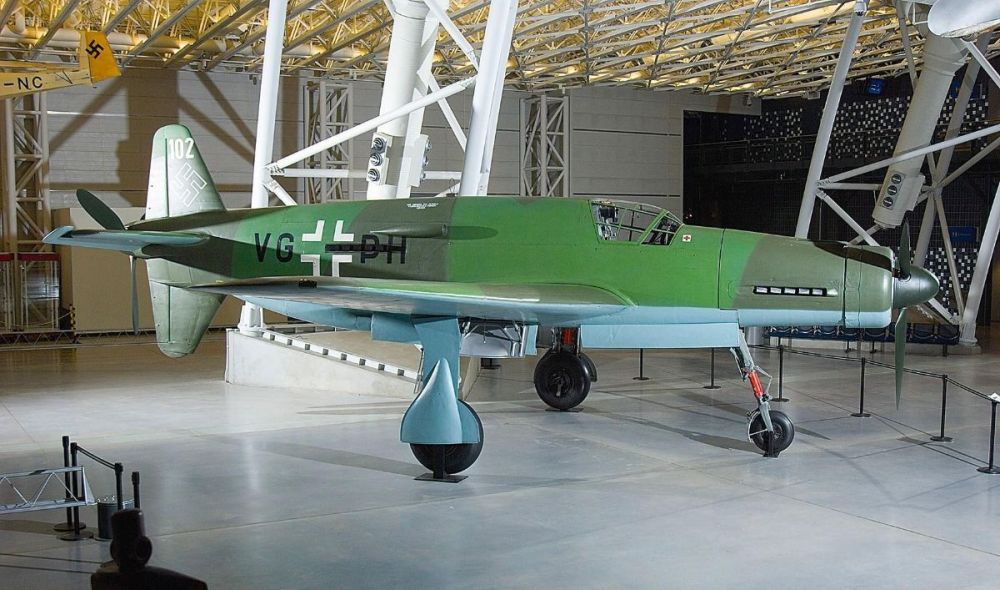 Do 335 A-0 Pfeil, Steven F. Udvar-Hazy Center (1).jpg