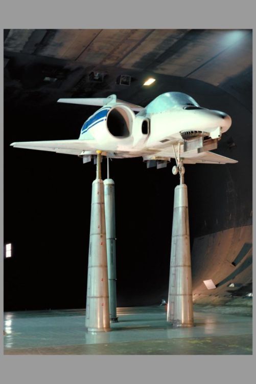 Multi-Mission Lift Cruise Fan Model, Wind Tunnel - NASA Ames 40x80 foot, 1976 (2).jpg