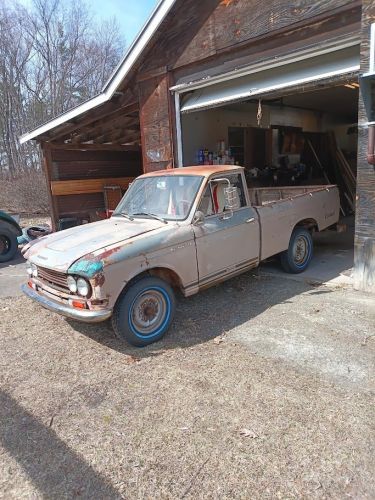 More information about "1967 Datsun 520"